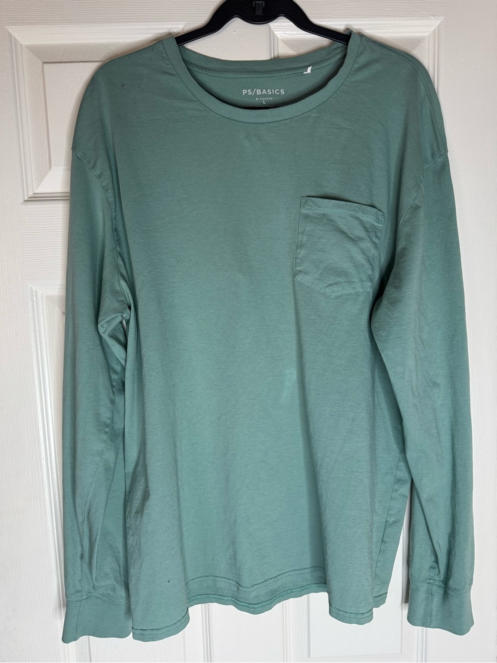 PS/Basics Men’s Large Long-Sleeve Pocket Tee — Sage Green